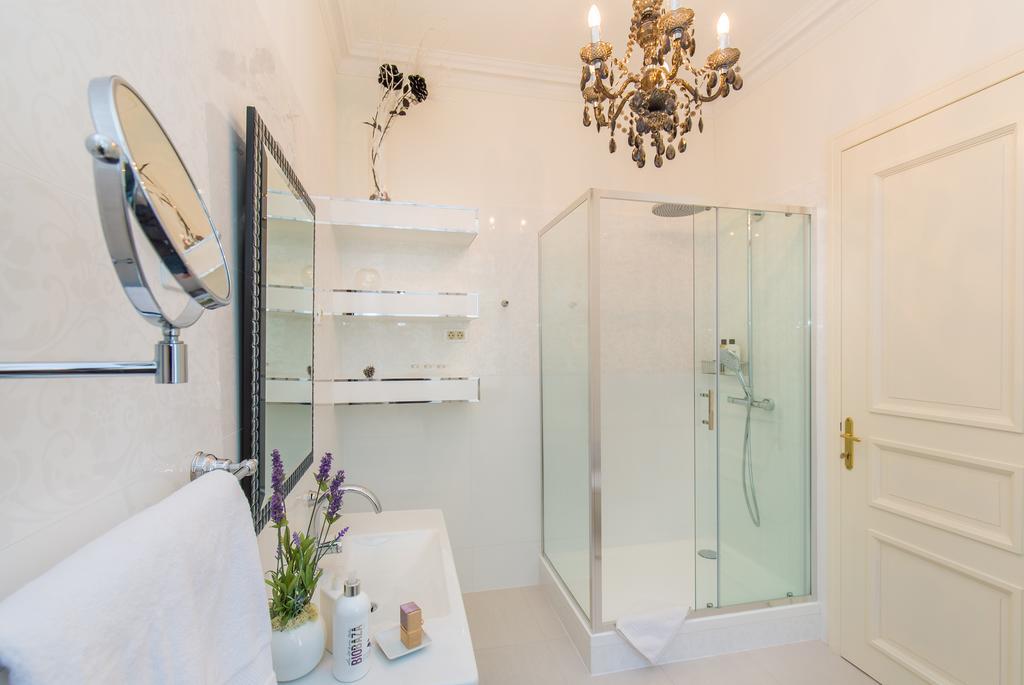 דוברובניק Luxury Seafront Apartment Banje מראה חיצוני תמונה