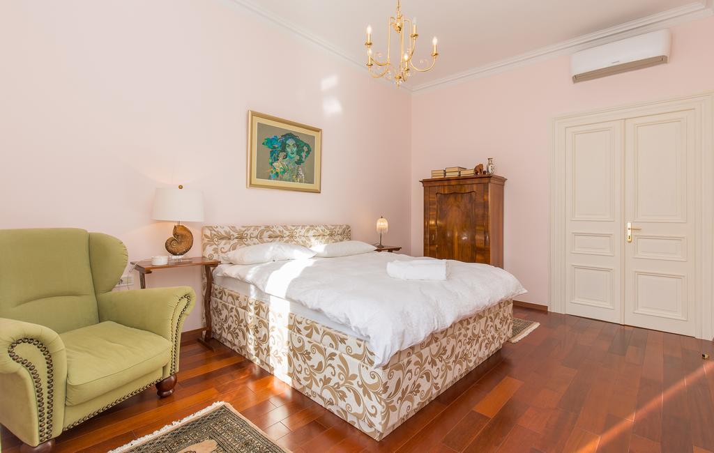 דוברובניק Luxury Seafront Apartment Banje מראה חיצוני תמונה