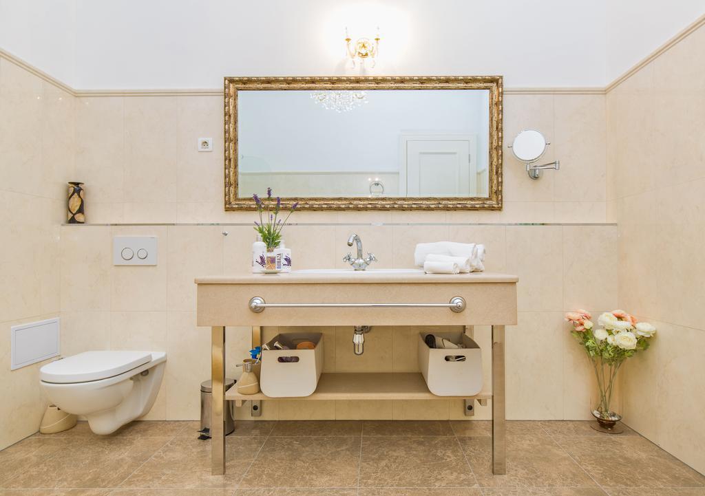 דוברובניק Luxury Seafront Apartment Banje מראה חיצוני תמונה